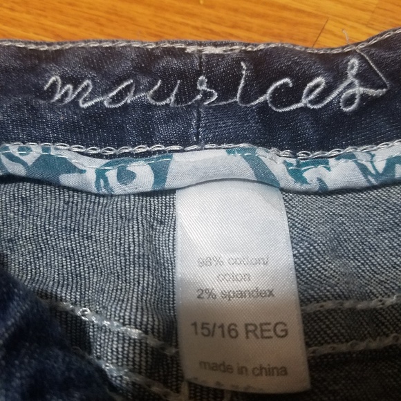 Maurices Jeans - Picture 2 of 3